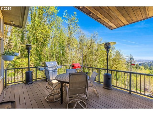 6643 Nw MERIDIAN RIDGE Dr, Portland, OR 97210