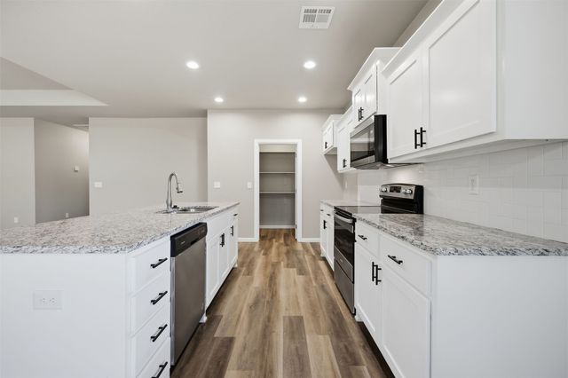 3306 Heritage Hills Parkway, Claremore, OK 74019