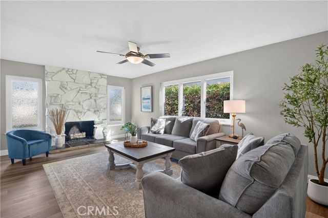 1610 E 20th Street, Santa Ana, CA 92705