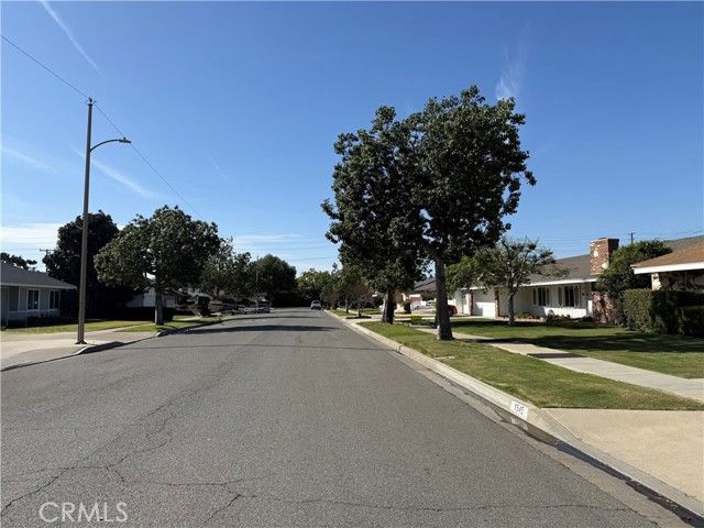 1610 E 20th Street, Santa Ana, CA 92705