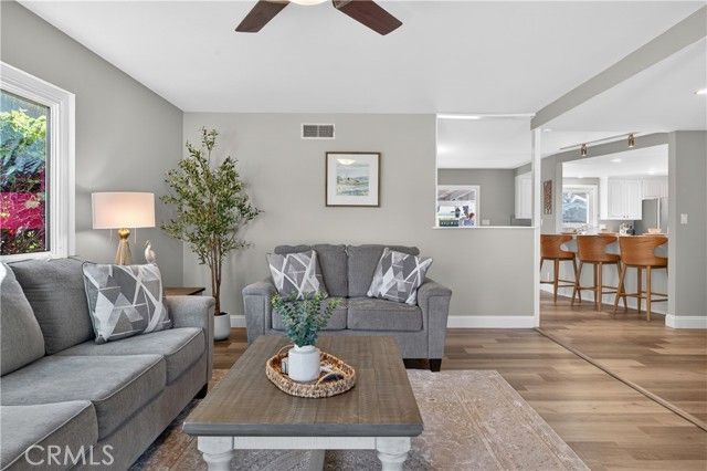 1610 E 20th Street, Santa Ana, CA 92705