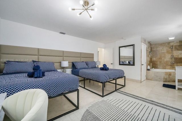 2286 NE 215th Street, Miami, FL 33180