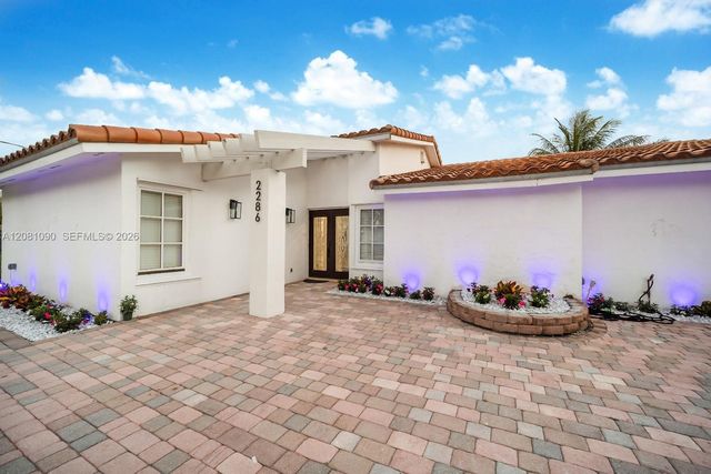 2286 NE 215th Street, Miami, FL 33180