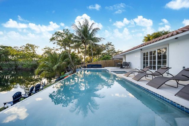 2286 NE 215th Street, Miami, FL 33180