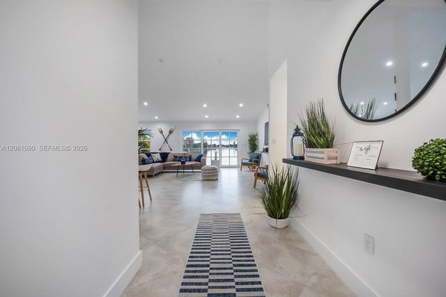 2286 NE 215th Street, Miami, FL 33180