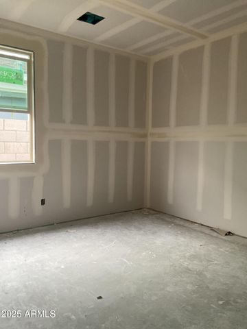 9542 W TAMARISK Avenue, Tolleson, AZ 85353