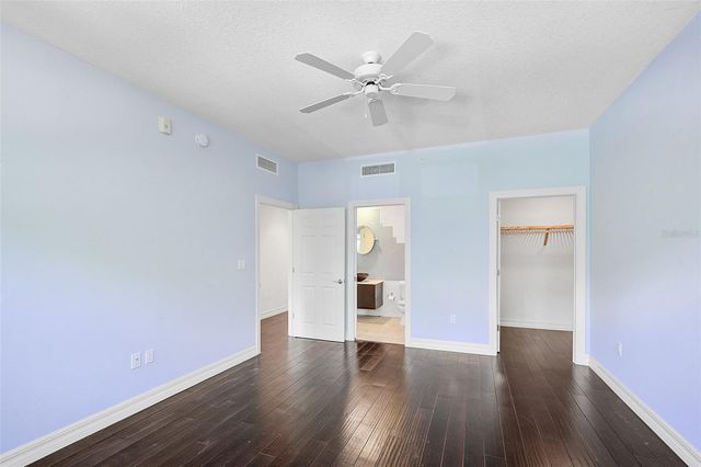 3603 N POINT ROAD 202, Osprey, FL 34229