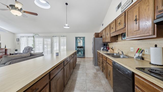3904 Winding Way, Granbury, TX 76049