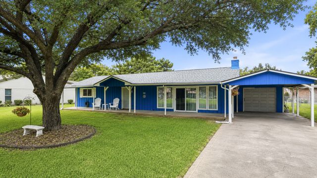3904 Winding Way, Granbury, TX 76049