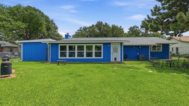 3904 Winding Way, Granbury, TX 76049