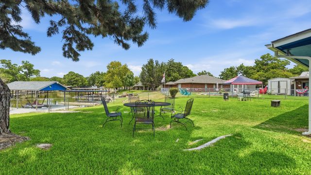 3904 Winding Way, Granbury, TX 76049