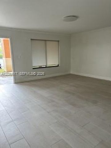 6900 SW 39th Street 111K, Davie, FL 33314