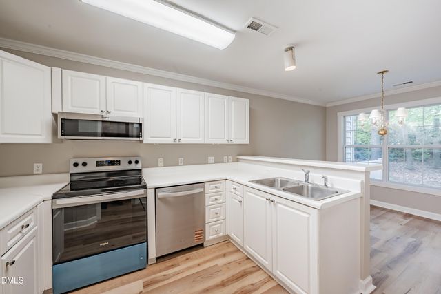 184 Grande Meadow Way, Cary, NC 27513