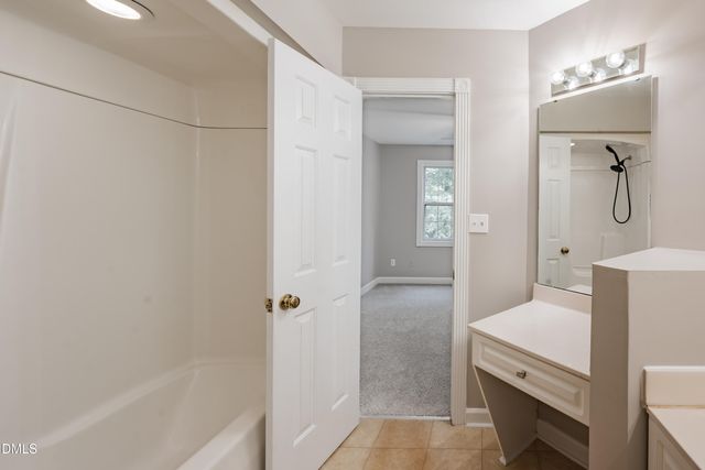 184 Grande Meadow Way, Cary, NC 27513