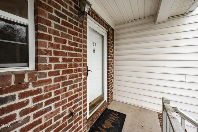 184 Grande Meadow Way, Cary, NC 27513