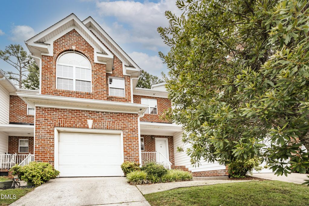 184 Grande Meadow Way, Cary, NC 27513