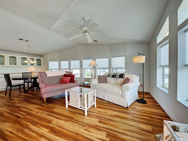 23 SIESTA CIRCLE W, Osprey, FL 34229