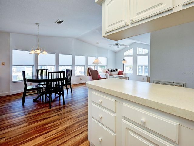 23 SIESTA CIRCLE W, Osprey, FL 34229