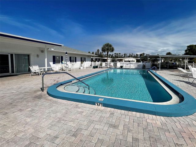 23 SIESTA CIRCLE W, Osprey, FL 34229