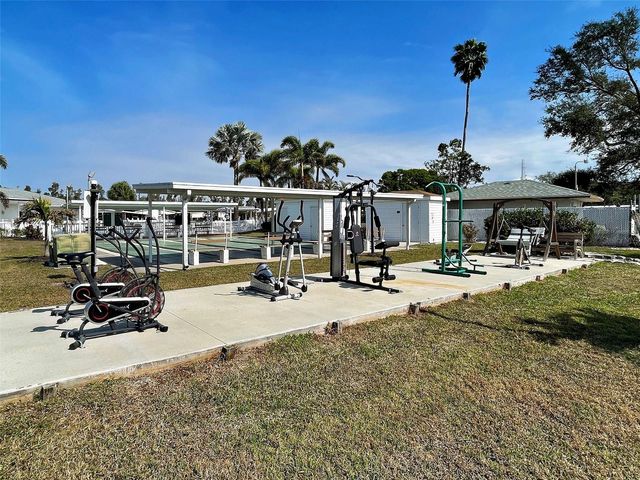 23 SIESTA CIRCLE W, Osprey, FL 34229