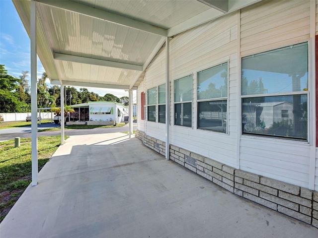 23 SIESTA CIRCLE W, Osprey, FL 34229