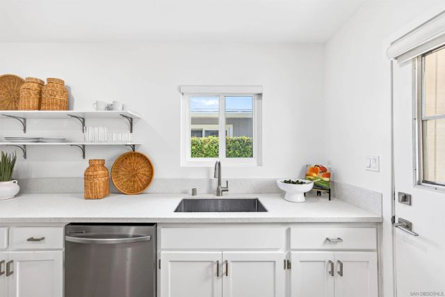 429 Garfield St, Oceanside, CA 92054
