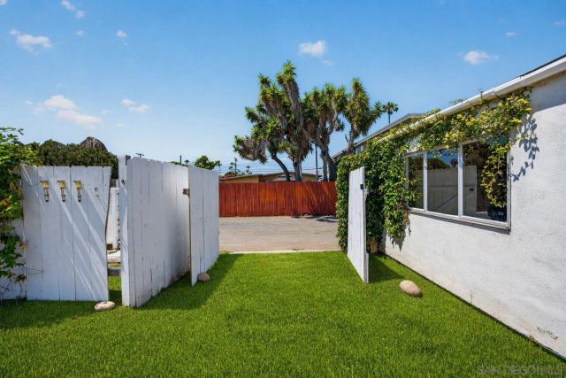 429 Garfield St, Oceanside, CA 92054