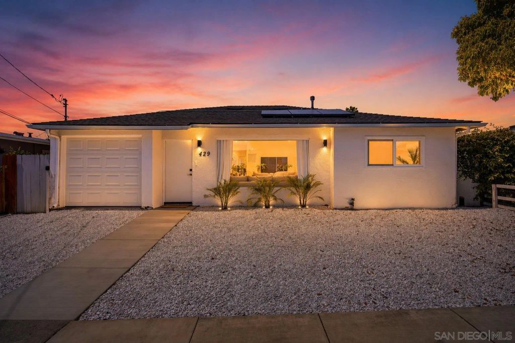 429 Garfield St, Oceanside, CA 92054