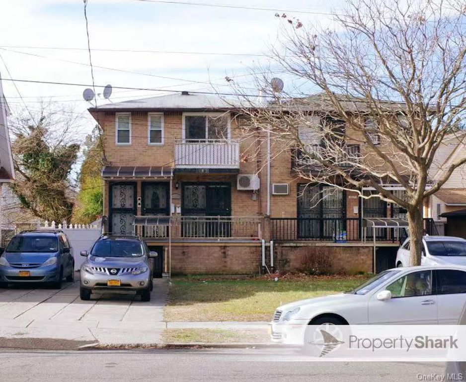 45-36 204th Street 1FL, Bayside, NY 11361