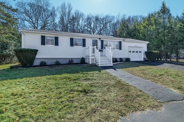 19 Cochato Park, Randolph, MA 02368