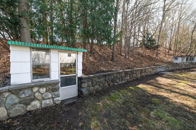 19 Cochato Park, Randolph, MA 02368