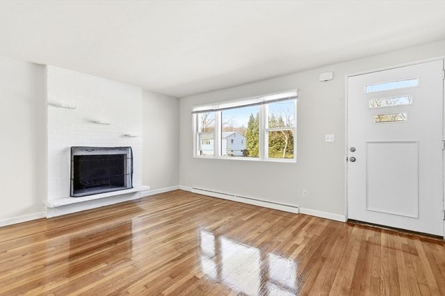 19 Cochato Park, Randolph, MA 02368