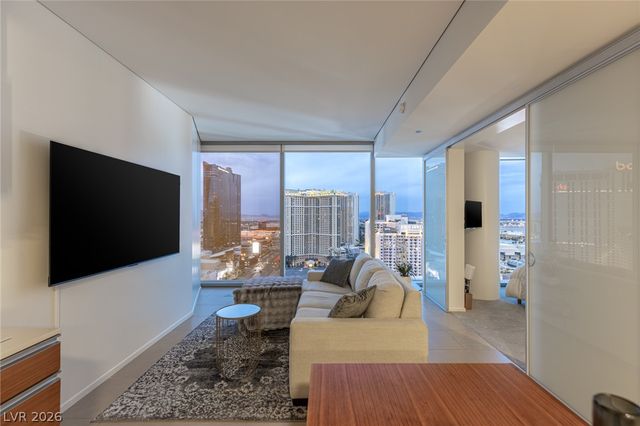 3722 Las Vegas Boulevard 1903, Las Vegas, NV 89158