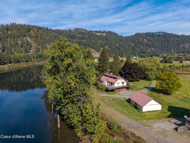 826 Riverdale DR, St. Maries, ID 83861 property photo