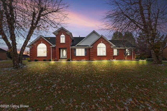 126 Deep Springs Dr, Bardstown, KY 40004