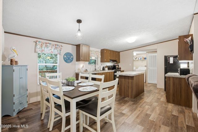 3363 Teakwood Court SE, Bolivia, NC 28422