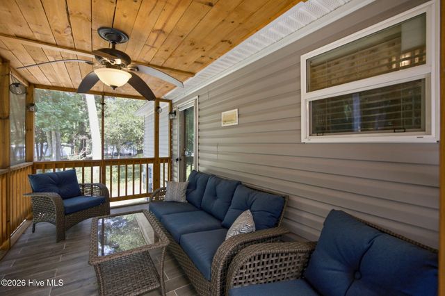 3363 Teakwood Court SE, Bolivia, NC 28422