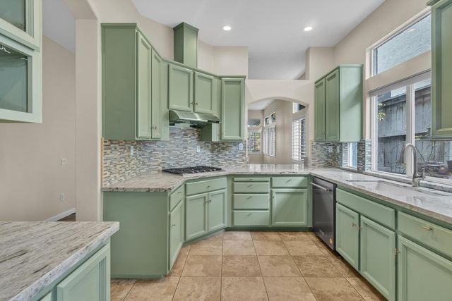 1379 Young Wo Cir, Folsom, CA 95630