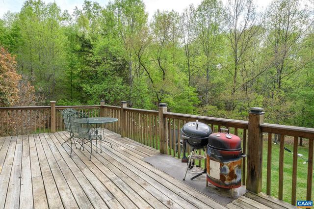 2557 CRAIGS STORE RD, Afton, VA 22920