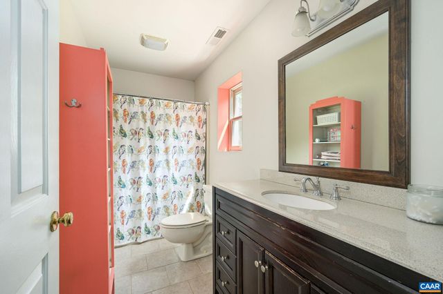 2557 CRAIGS STORE RD, Afton, VA 22920