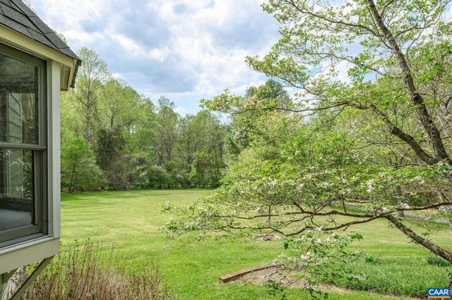 2557 CRAIGS STORE RD, Afton, VA 22920