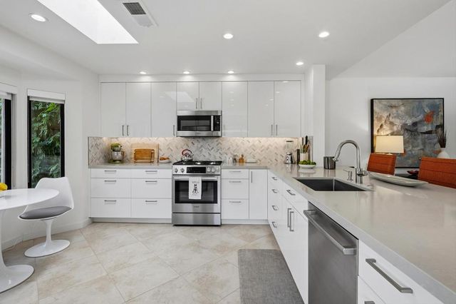 22 Acapulco Drive, Palm Desert, CA 92260