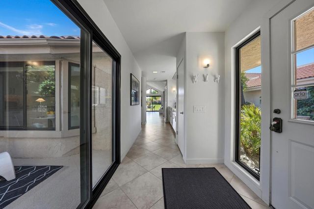 22 Acapulco Drive, Palm Desert, CA 92260