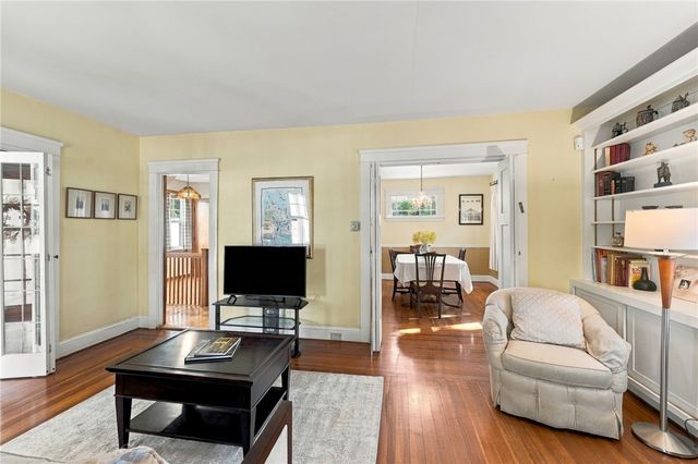 281 river Avenue, Providence, RI 02908