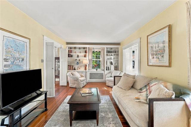 281 river Avenue, Providence, RI 02908