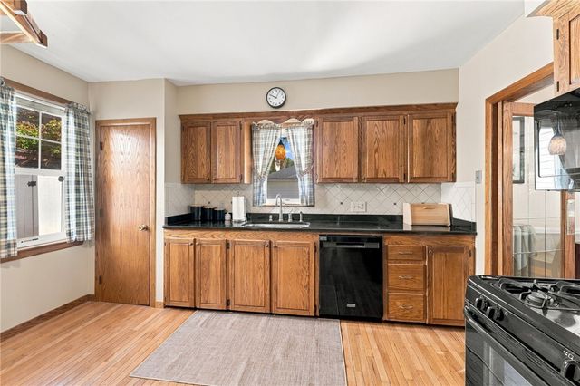 281 river Avenue, Providence, RI 02908