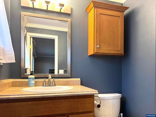 1716 Lincoln St NW, Albany, OR 97321