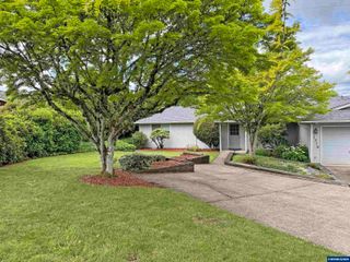 1716 Lincoln St NW, Albany, OR 97321