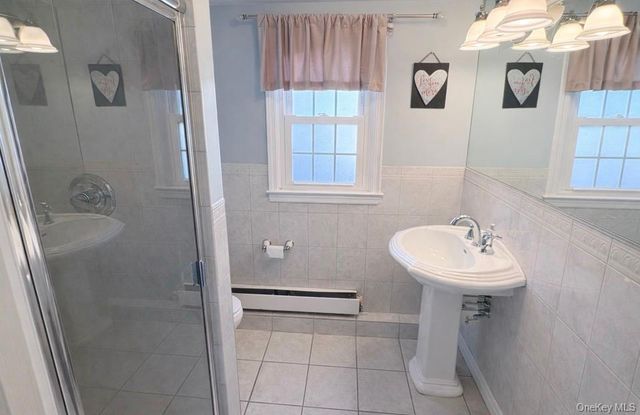 39 West Lane, Bay Shore, NY 11706