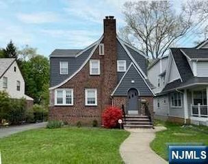 1284 Sussex Road, Teaneck, NJ 07666